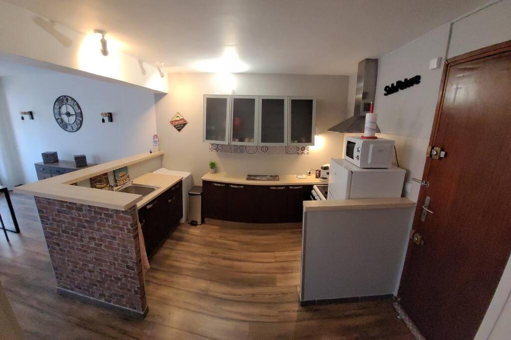 Au Calme, 200M Du Centre T2 Avec Balcon Et Parking Daire Cassis Dış mekan fotoğraf